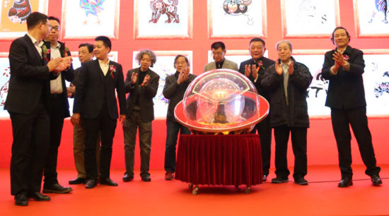 《中国首轮十二生肖景泰蓝邮票》在京首发-中